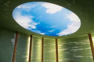 Ovale Leuchtdecke mit Motiv Himmer